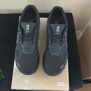 OC On Cloud Cloud 5 womens 9.5 all black